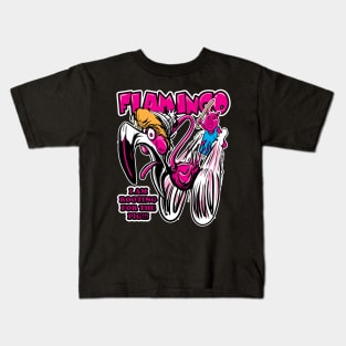 Piggy chasing a Flamingo Kids T-Shirt